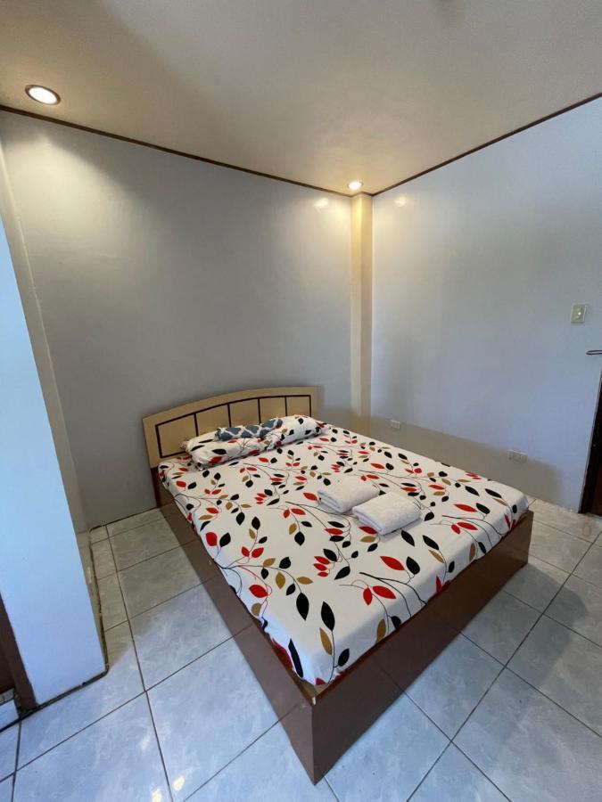 Teofila Pension Puerto Princesa Екстериор снимка