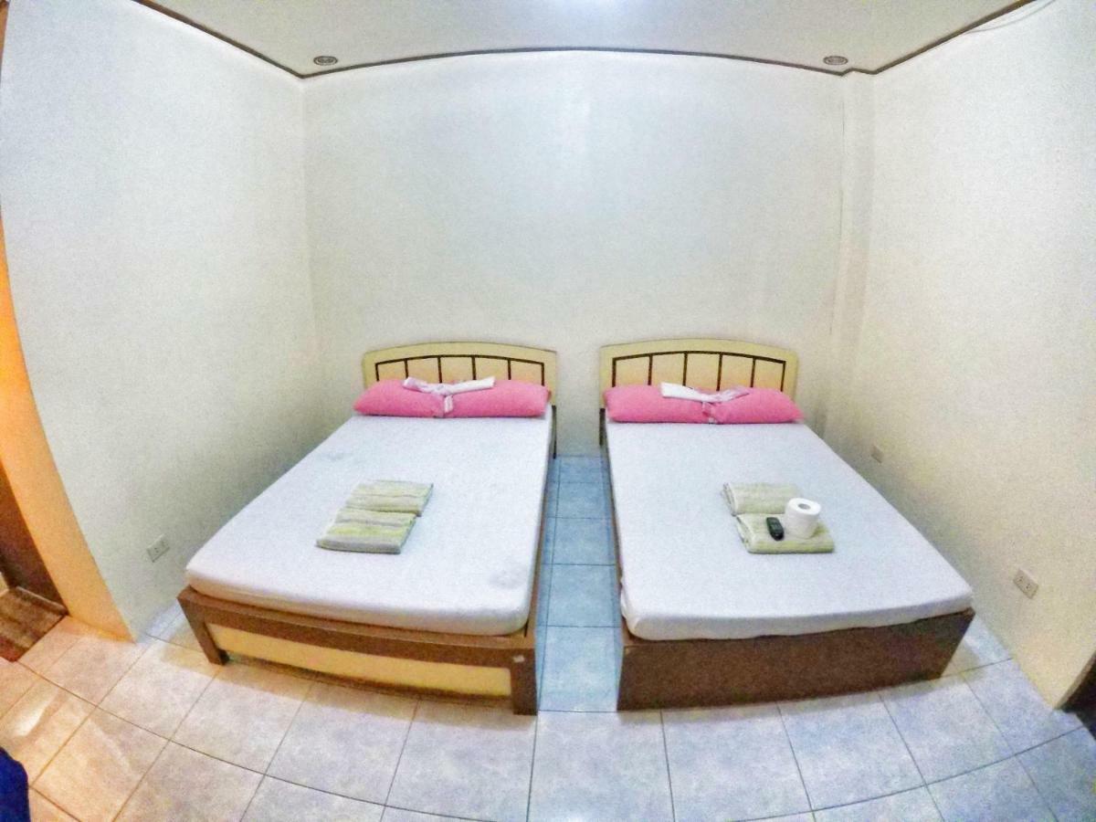 Teofila Pension Puerto Princesa Екстериор снимка
